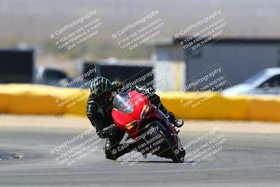 media/Mar-28-2022-Superbike Trackdays (Mon) [[b8603d0f67]]/Novice Group (1130am-12pm)/Turn 2/